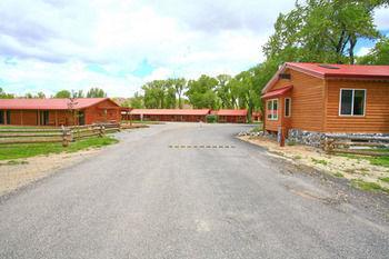 Motel The Longhorn Ranch & Rv Park